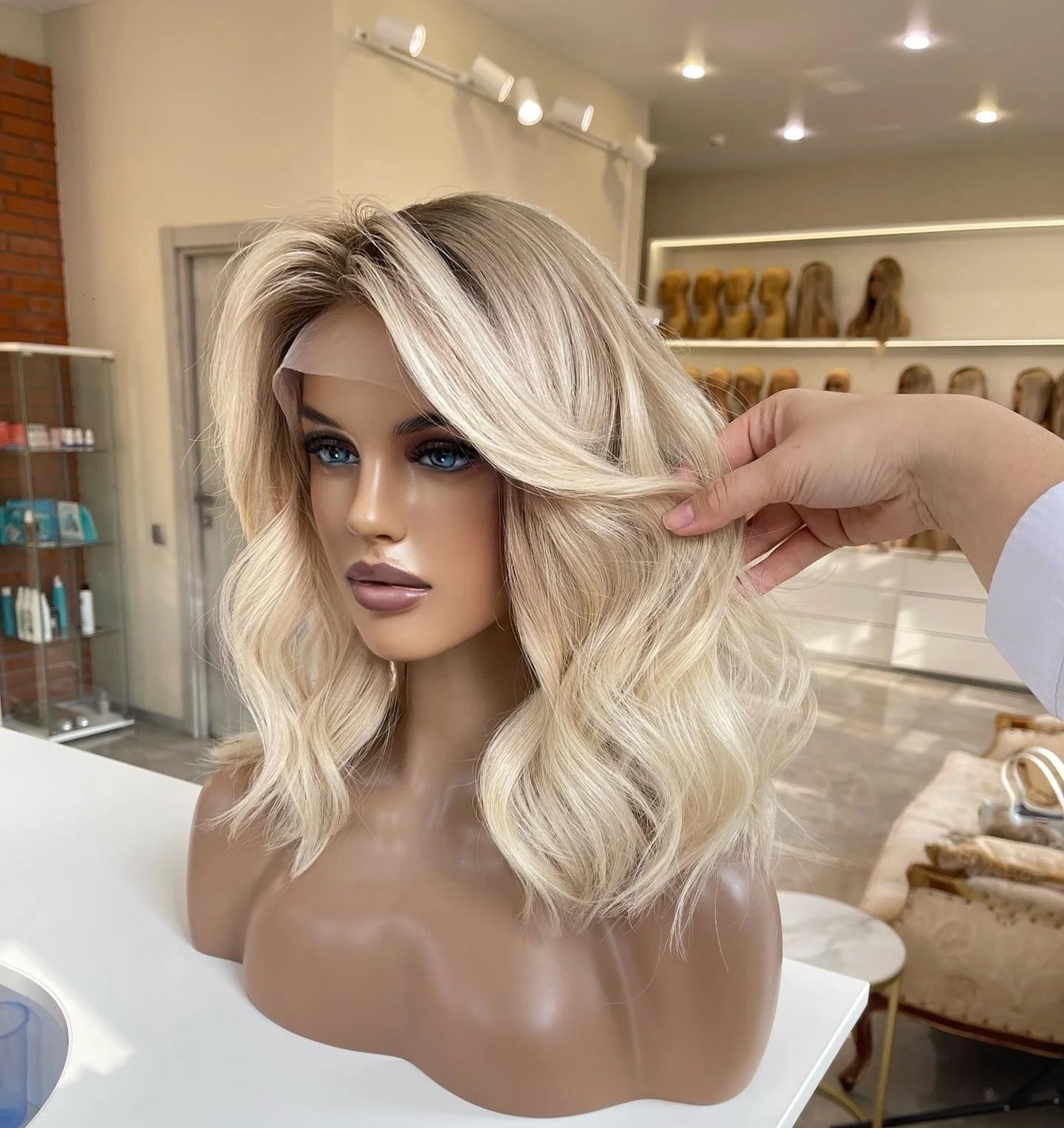 Russian Hair Wig Blonde Highlight Color Lace Top Short Bob for Women Stock Grade 12A European Free Sample Remy Hair Lace Frontal