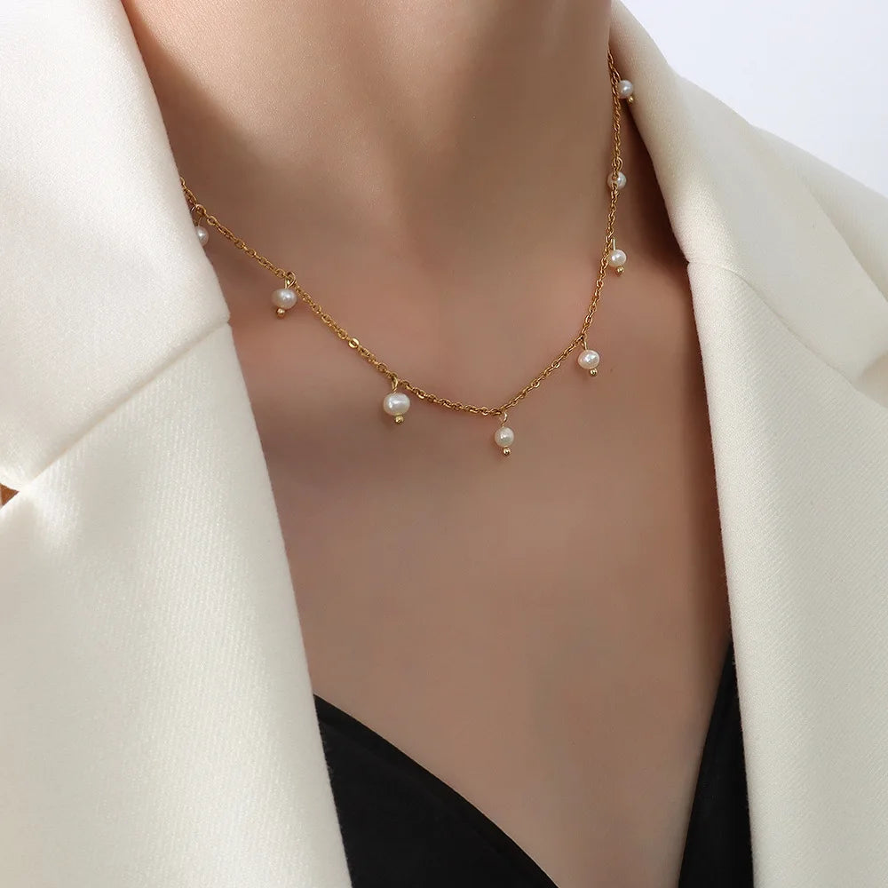 European New Stainless Steel Gold Chain Necklace Freshwater Pearl Tassel Small Pearl Necklace for Girl