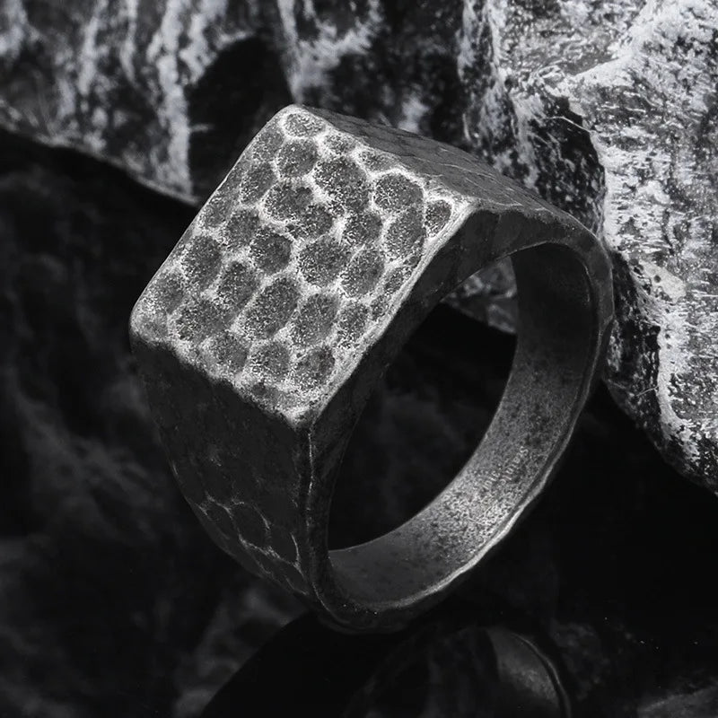 New Vintage Cross Crack Style Silver Plated Geometry Irregularity Stainless Steel Ring for Women Featured Stone Finger Jewelry