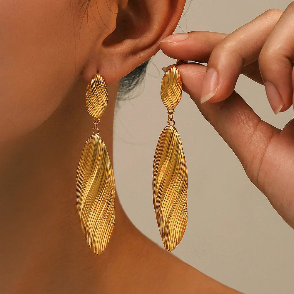 Stainless Steel Long Drip Pendant Drop Earrings for Women Trendy Ladies Earrings Hanging Accessories on Ear Fashion Jewelry Gift