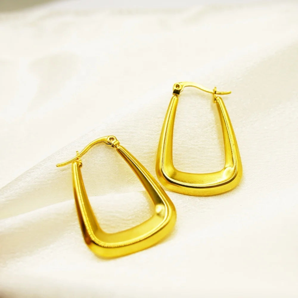 Custom Fashion Simulated Hoop Earrings Gold Unisex Women Earrings New Designer Earrings for Man Party Wedding Jewelry