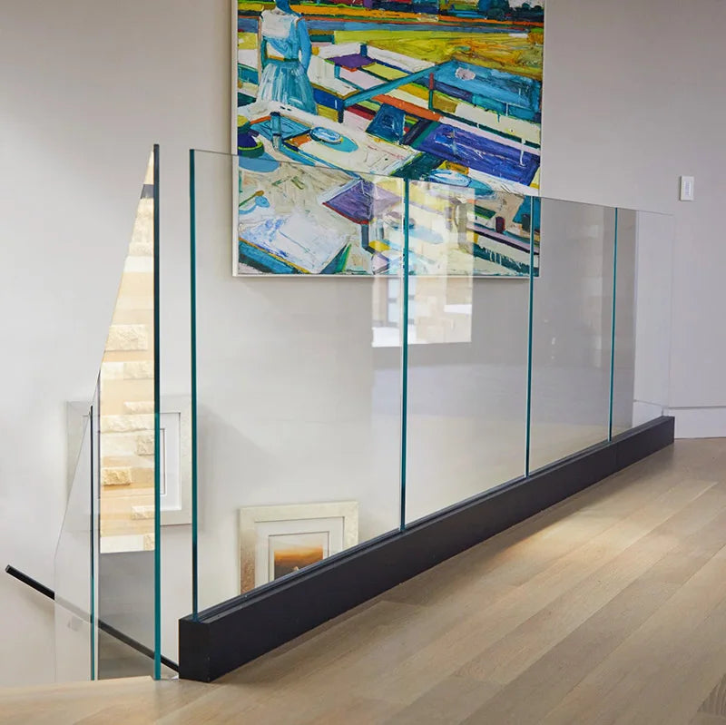 Modern Frameless Tempered Glass Balcony Railing with Aluminum U Channel and LED Light for Indoor Outdoor