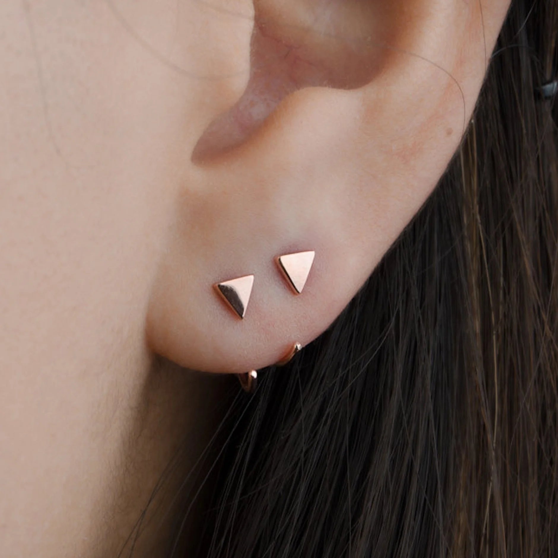 EManco Factory Sale Trendy Gold Min Triangle Studs Geometric Minimalist Earrings Wedding Party Jewelry Wholesale