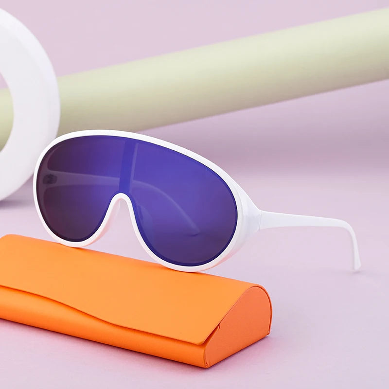 Cool Outdoor Cycling Sunglasses for Women Windproof Sun Glasses with Big Round Gray Frame Made From Plastic and PC Material