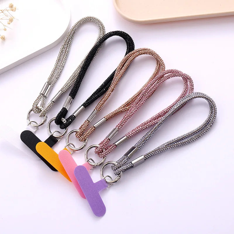 New Full Diamond Chain Phone Pendant Light Luxury Versatile Wrist Style Pendant Phone Case Keychain Pendant Accessories