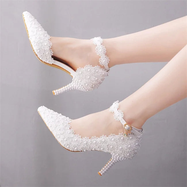 Wholesales Beaded Wedding Shoes Bridal Lace Flower Pointed Toe High Heels Shoes for Women Buckle Strap Party Women's Pumps