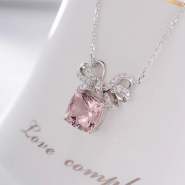 Korean Style Jewelry 18k Real Gold Natural Morganite Diamond Angel Jewelry Necklace for Women