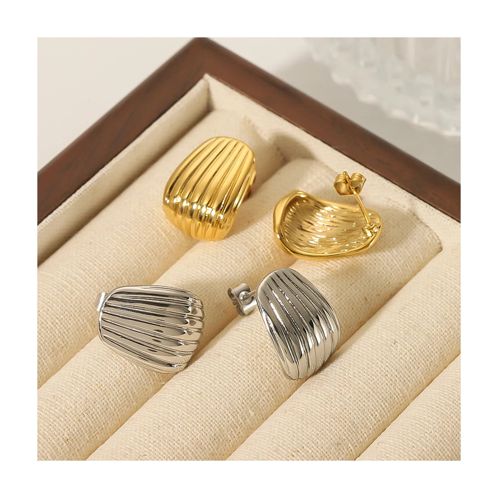 Retro Stainless Steel 18K Gold Plated Fantastic Oval Shape Water Wave Textured Stud Earrings for Women Fashion Jewelry