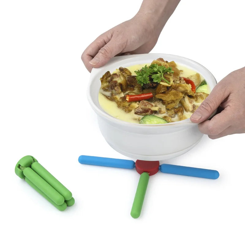 Kitchen Heat Resistant Pan Pads Hot Dishes Pot Holders Foldable Custom Silicone Table Pot Mat