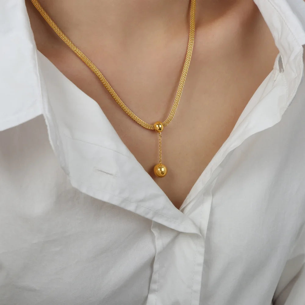 Beimai OEM Halskette Hollow Braided Chain Tassel Steel Ball Pendant Titanium Steel Necklace