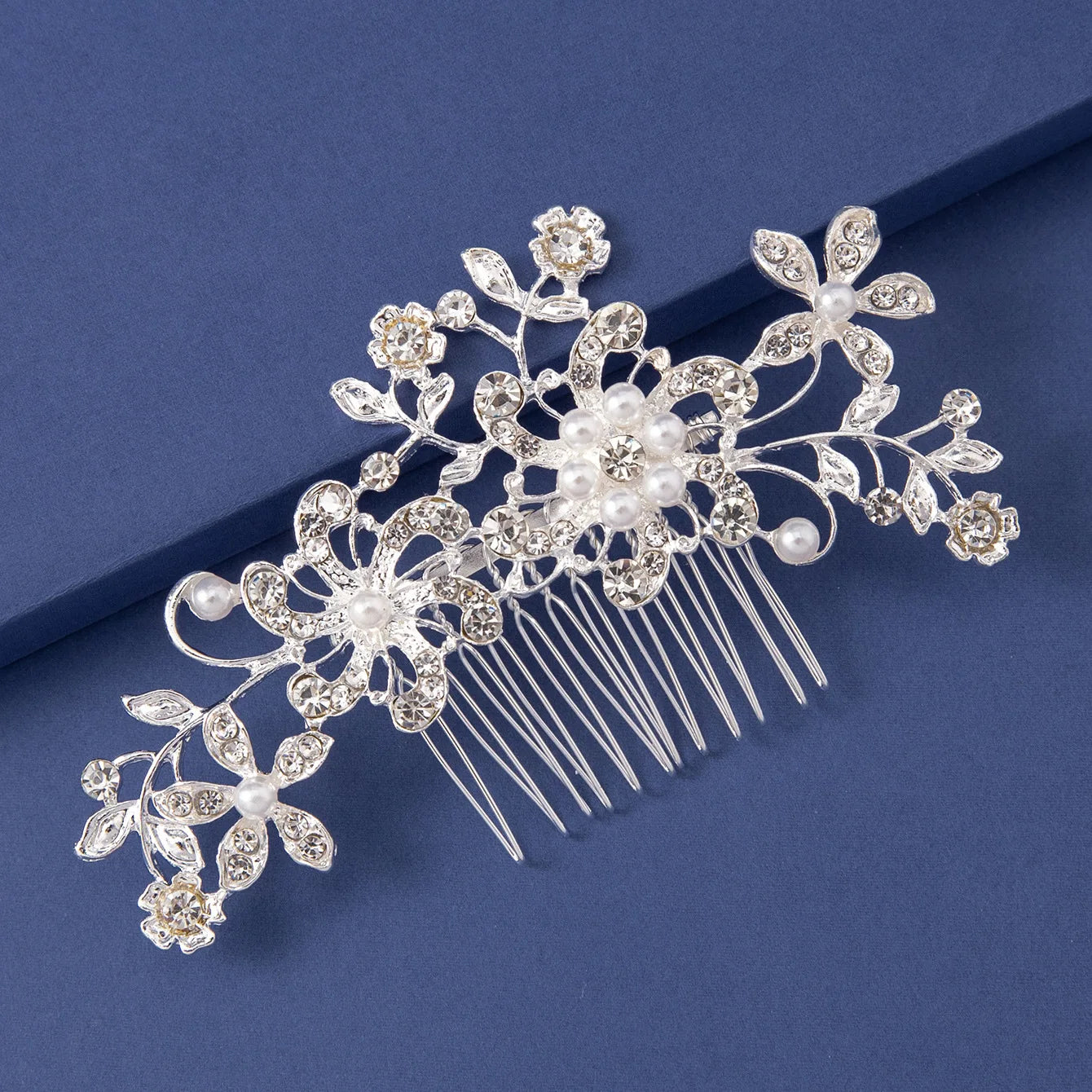 AA016562 Headdress Fashion Pearl Rhinestone BRIDE Hair Combs Wedding Dress Combs Wholesale
