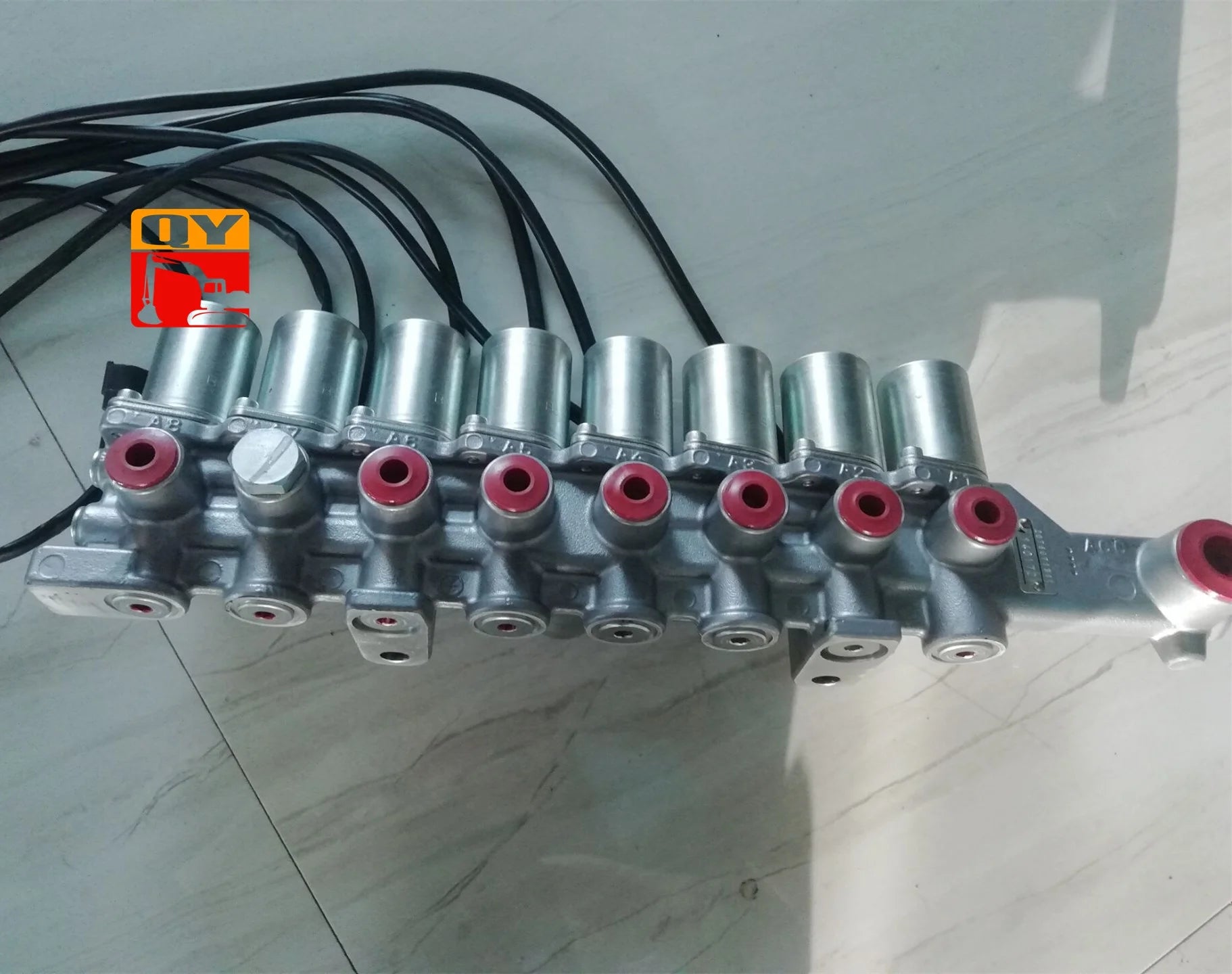207-60-71311 207-60-71310 Valve Ass'y Excavator PC300-7 PC350-7 PC300-8 PC400-8 Swing Solenoid Valve