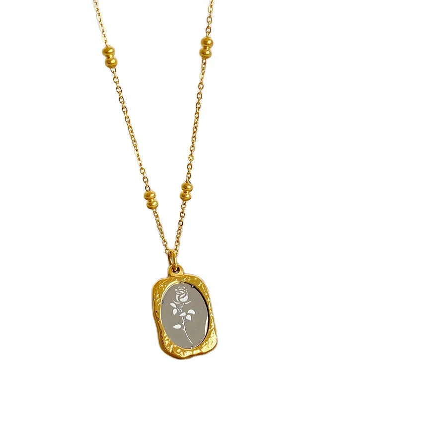 Vintage Gold Plated Jewelry Copper Necklace Sculpture Flowers Rose Pendant Necklace Jewelry for Women Girls Hot Sale