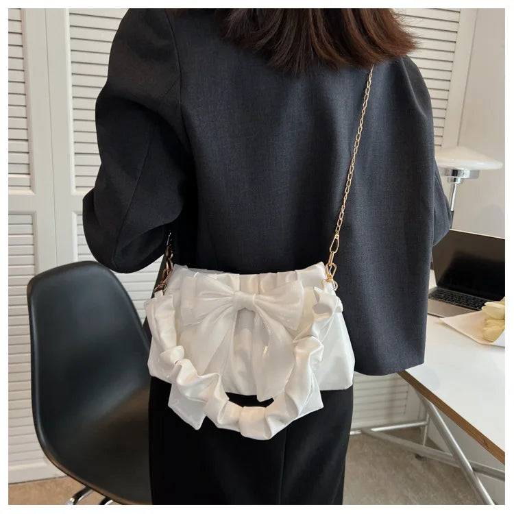 2025 Hot Selling Cute Lady's Sling Bags with Bow Chain Shoulder Woman's Underarm Bags Large Bow Handbags