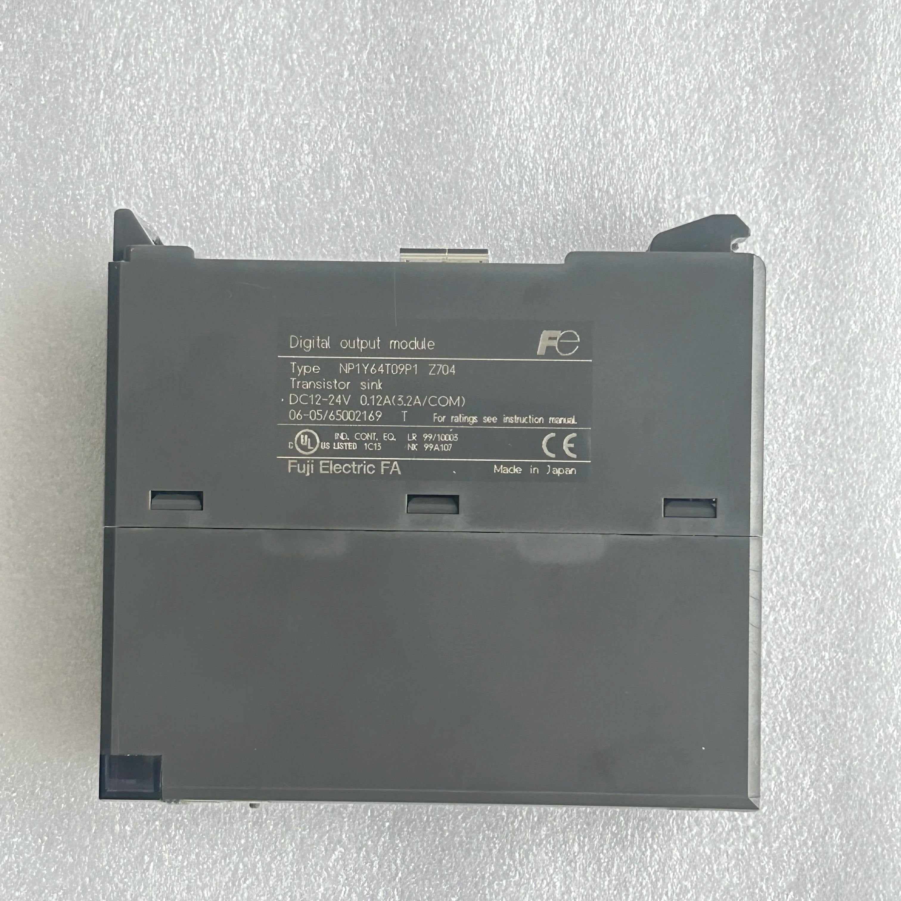 WD Original NP1Y64T09P1 Z704 Digital Output Module for Komori Offet Printing Parts Y64T09P1