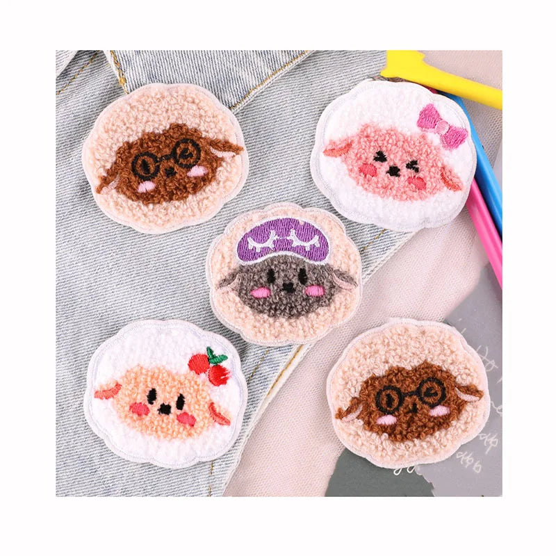 Embroidered Hot Self-adhesive Clothing Little Sheep Motif Patches for Stationery Box Notebook Diy Shoe Hats Custom Garment Patch