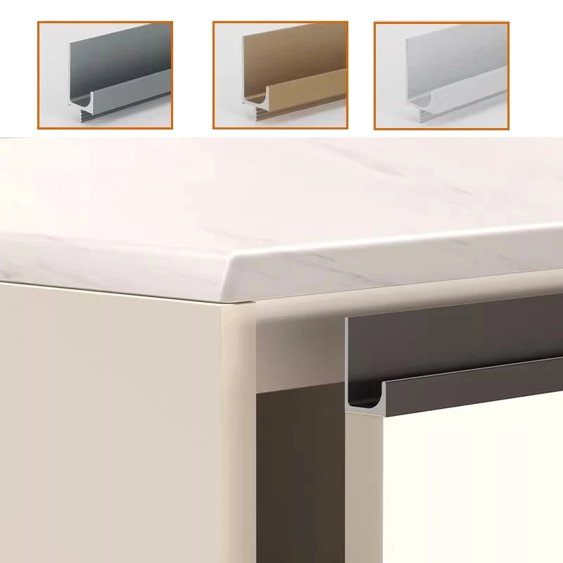 The L-shaped Handle Door Panel of the Kitchen Cabinet Is Invisible and Embedded and the Drawer Is Made of Black Aluminum Alloy