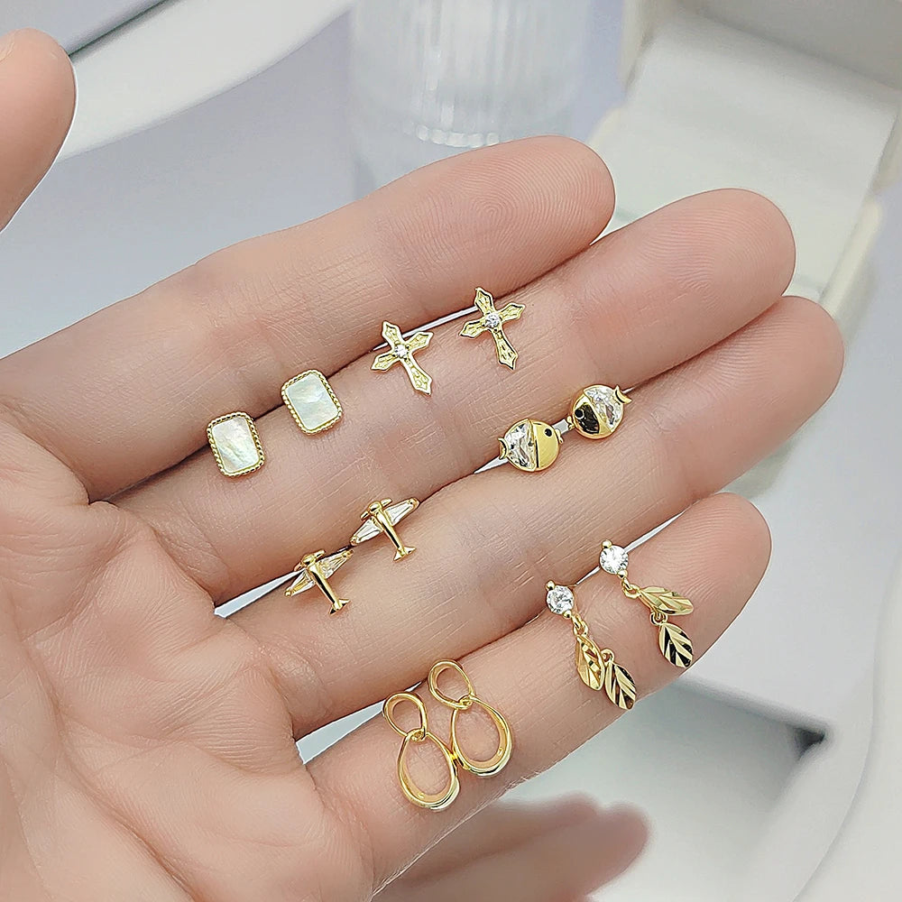 Latest 2026 New Arrival Trending Ladies Cute Plating Gold Earrings Light Luxury Statement Earrings for Girls Women
