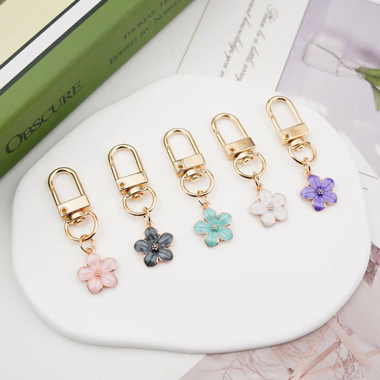 Flower Keychain Cute Handbag Purse Charm Accessories Decor 3D Metal Key Chains Personalized Enameled Flower Key Rings for Women