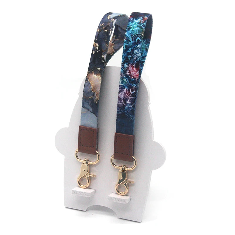 Short Keychain Lanyards Printed Logo Sublimation Cheap Phone Usb Strap Thumb Hook Lanyard With Logo