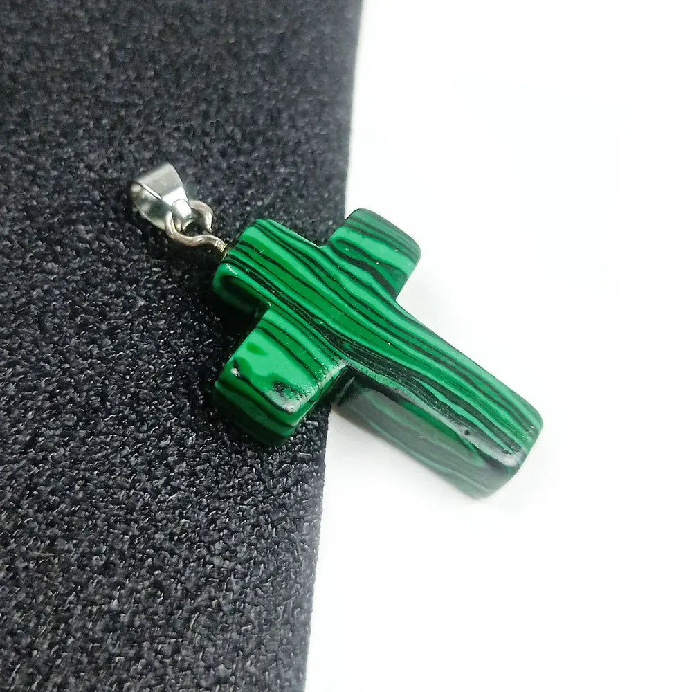 Gems Wholesale Nature Malachite Necklace Cross Pendant Bulk Beautiful Cross Pendant Jewelry for Girls & Boys Gift Craft