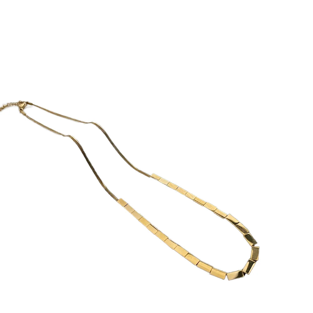 Unisex Small Square Snake Bone Chain Necklace with Zircon Geometric Pattern New Trendy Ladies' Jewelry for Weddings and Gifts