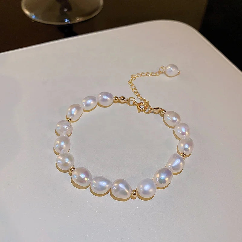 Simple Fashion Design Irregular Freshwater Pearl Bracelet European and American Court Style Temperament Bracelet