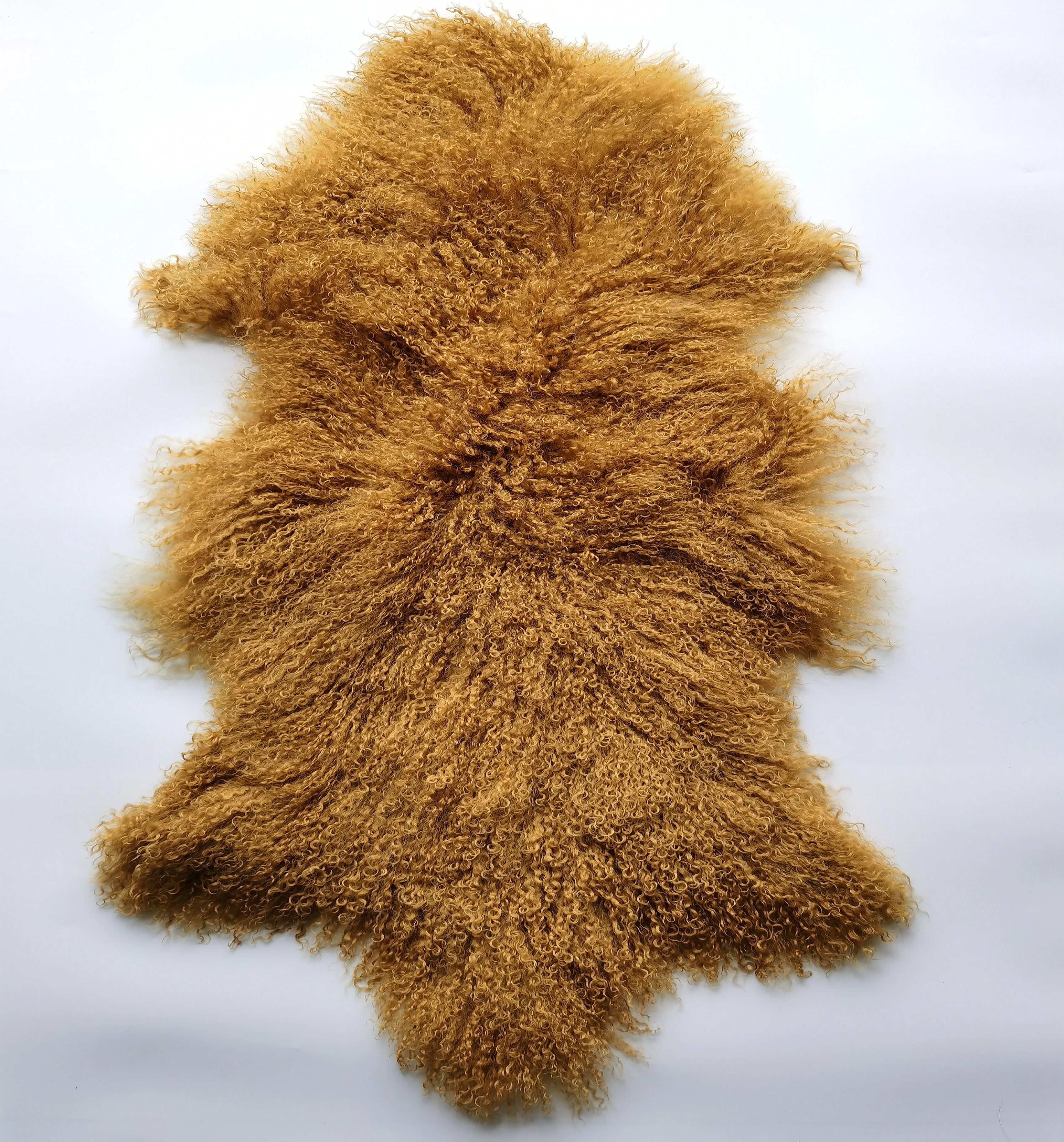 Custom Color Mongolian Sheepskin Fur Rugs Durable Animal Fur Floors Carpet Padding of High Quality