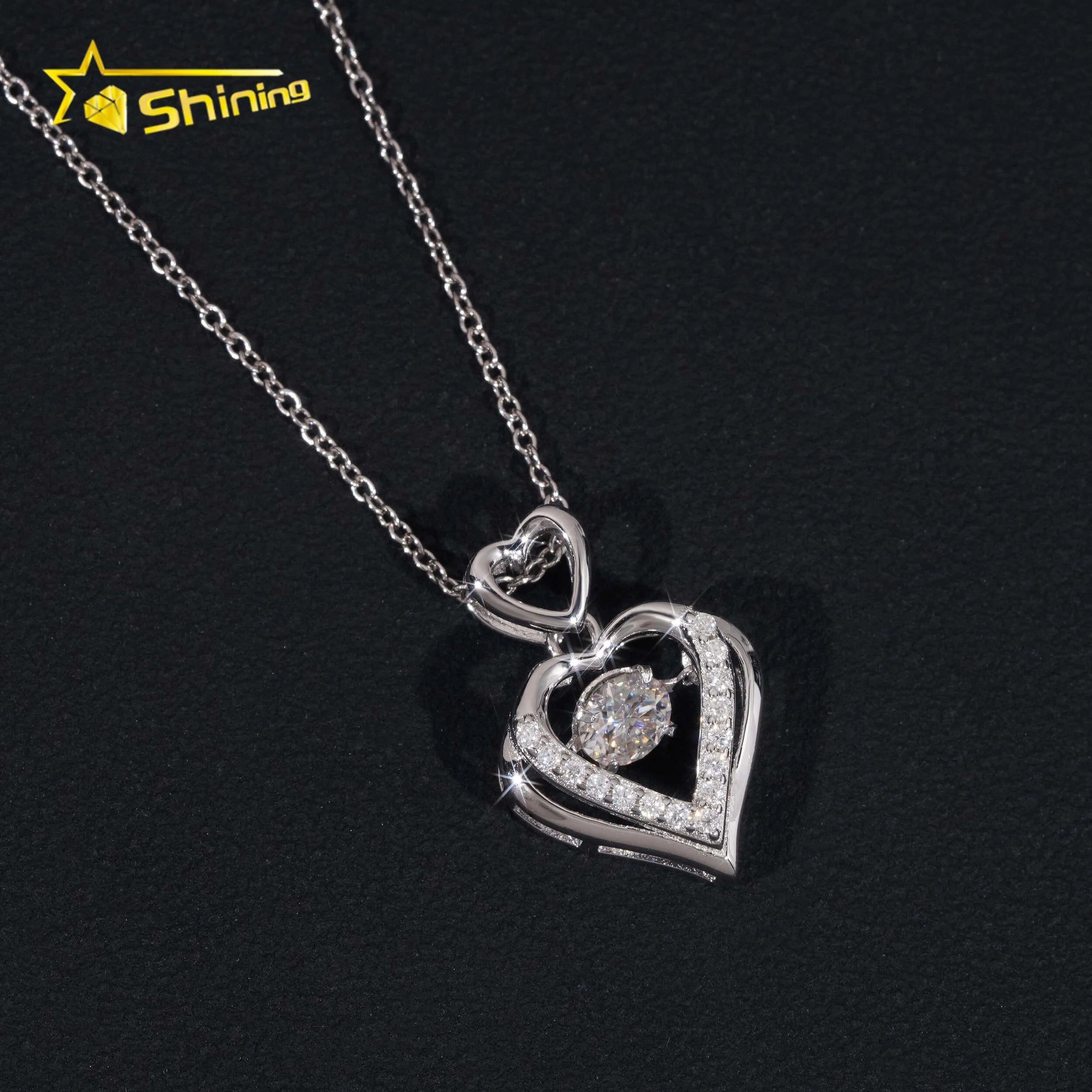 Fashion Jewelry 925 Silver 0.5ct Center Diamond Heart Design Moissanite Pendant Necklace for Women