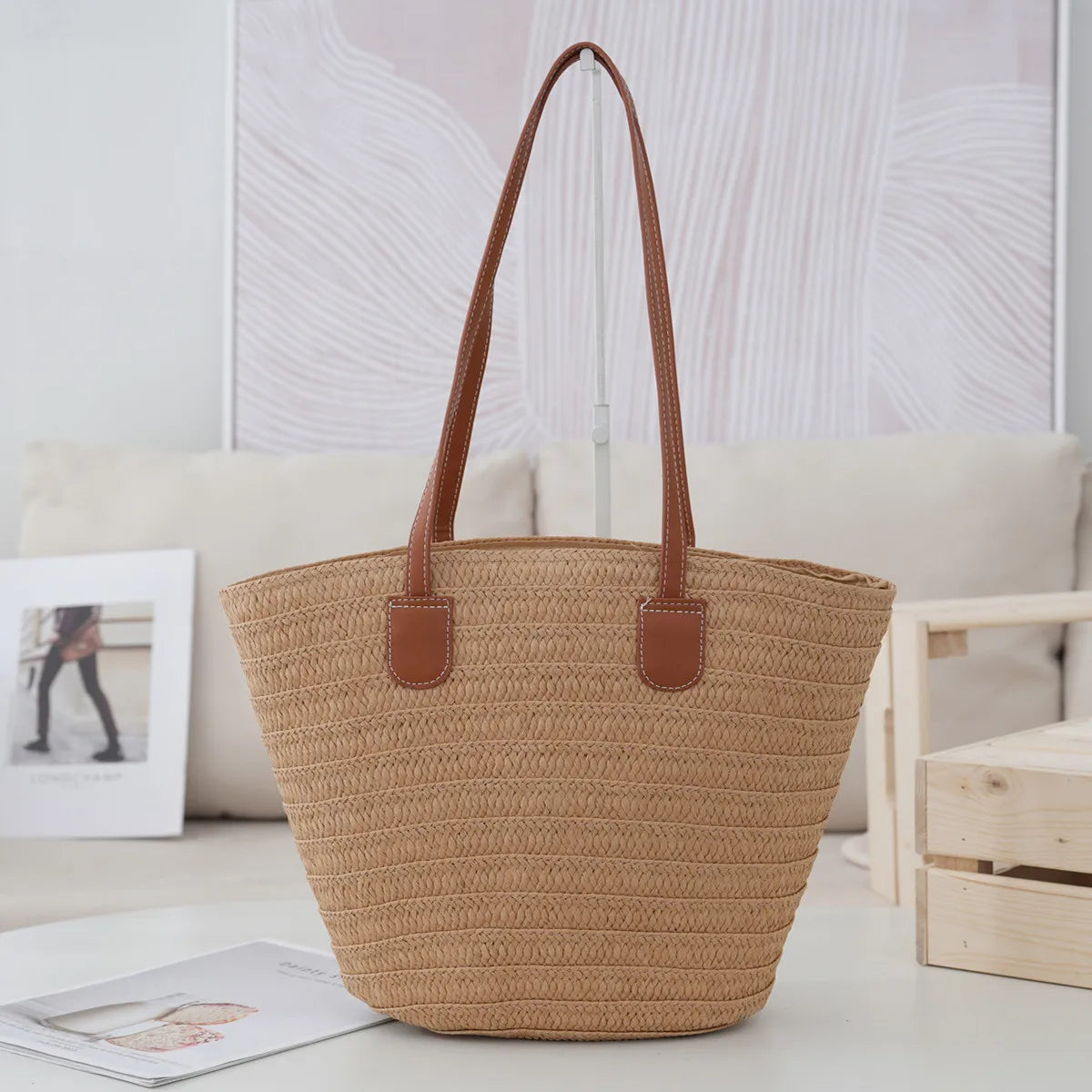 Women's Large Capacity Fashion Handbag Tote Straw Beach Bag with Portable Leather Handles for Summer and Autumn Seasons