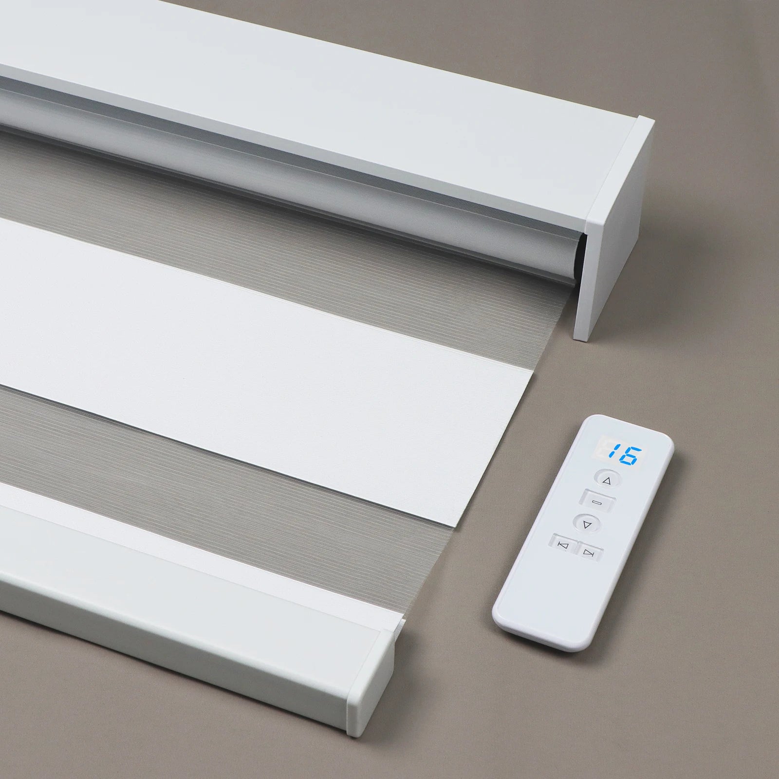 Custom High Quality Electric Smart Home Remote Control Rechargeable Battery Powered Motorized Zebra Roller Blinds for Windows