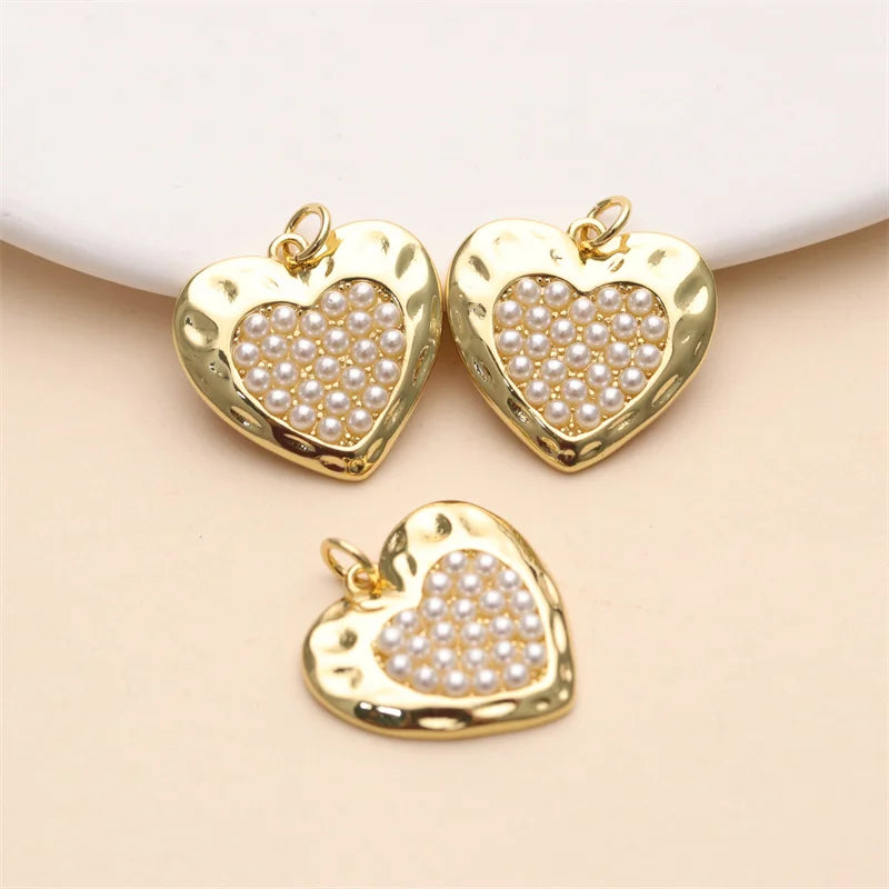 Brass Heart Shape Charm Synthetic Pearl Pendant Classic Gold Plated Fashion Jewelry Accessories for Women