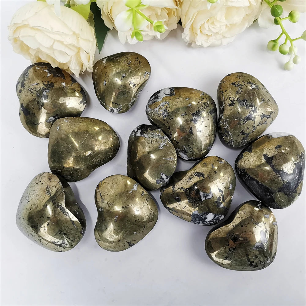 Factory Price Natural Gemstone Polished Golden Pyrite Heart Palm Stone for Decoration
