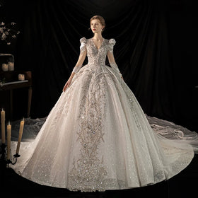 S0239H Luxurious Queen Temperament Noble V-neck Beaded Diamond Long-sleeved Long-sleeved Tail Wedding Dress