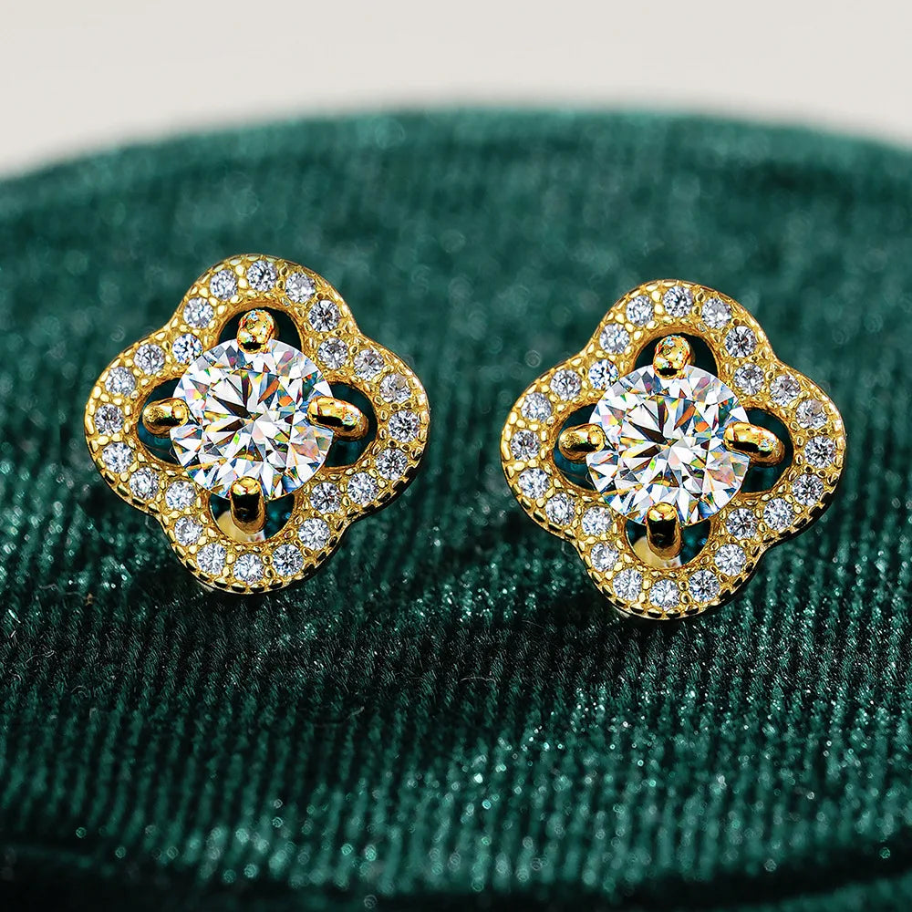 Factory Wholesale Clovers Shape S925 Sterling Silver Fine Jewelry 0.5Carat 1Carat D Color Vvs Moissanie Stud Earrings for Women