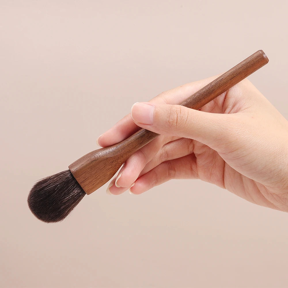 Vegan Products Walnut Makeup Brushes Professional Beauty Tools Private Brand Support Custom Head Blush Brush Synthetic Hair