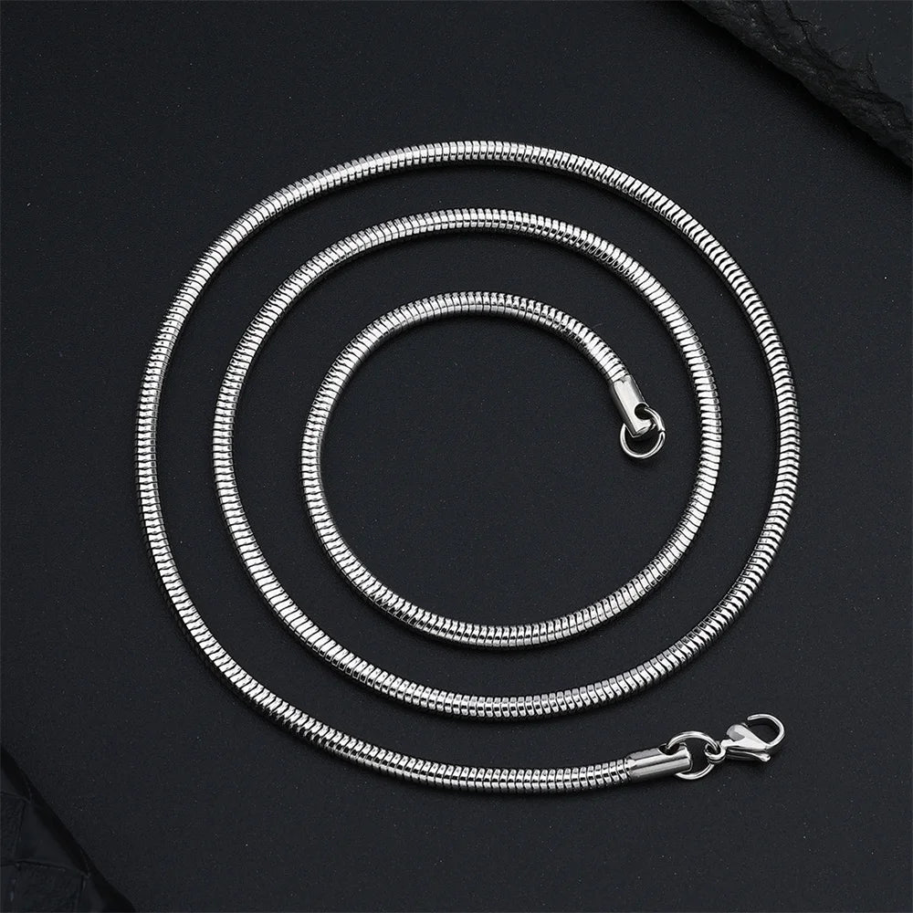 3mm Custom Length Bright Silver Minimalistic Stainless Steel Necklace Sweat Resistant Round Snake Chain Women Clavicle Necklace