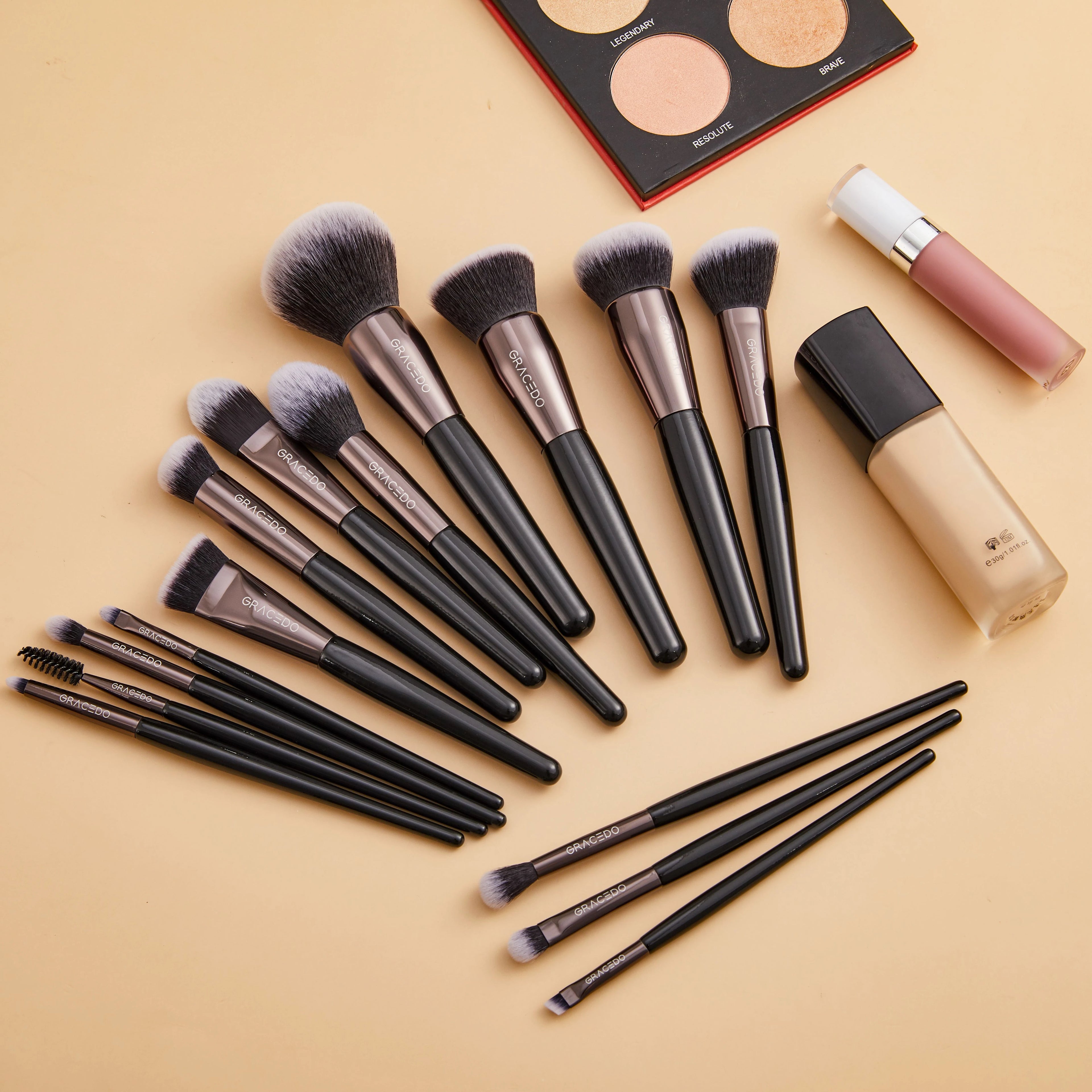 OEM Custom Logo Luxury Professional Vegan Synthetic Hair Face & Concealer Makeup Brush Set-Private Label Black 15 Pcs