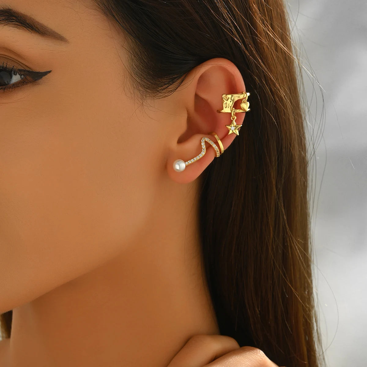 In Stock 2025 Clip-On Zircon Copper Earrings Women Creative Simple Flower Ear Cuff Non-Piercing Trendy Party Jewelry Gift