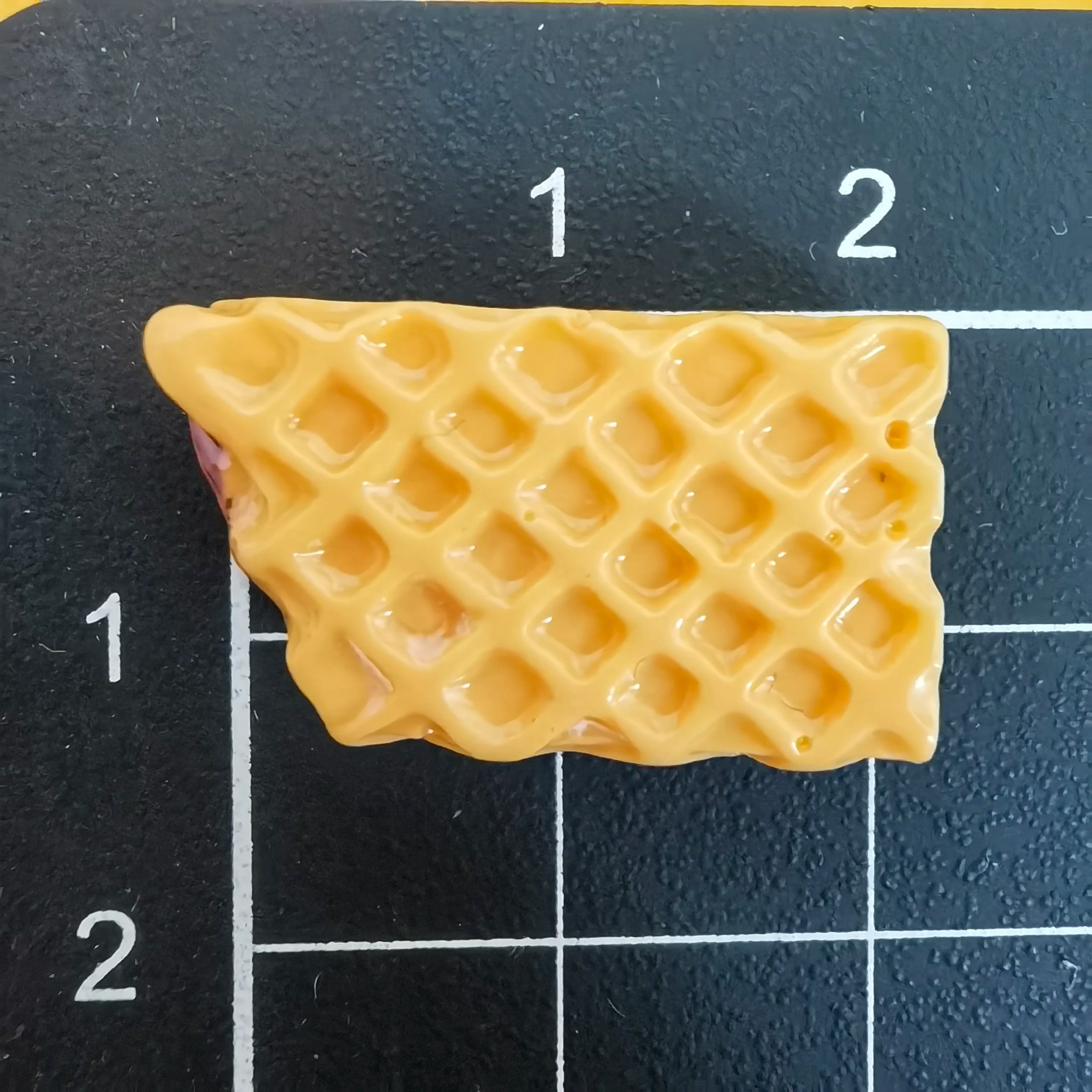 Bulk 100Pcs/Lot Artificial Waffle Cookie Food Theme Bead Embellishments Handmade Craft Supplies Keychains Resin Arts and Crafts