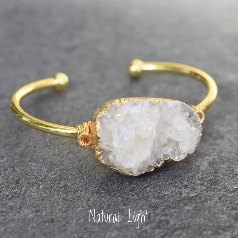 BM39397 Natural Clear White Quartz Cluster Bangle Druzzy Gold Raw Quartz Jewelry Quartz Bracelet Crystals Unisex Birthstone