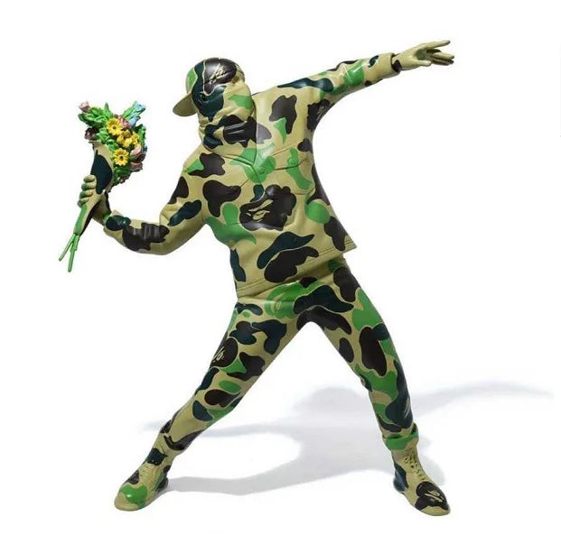 Wholesale Custom Banksy Throw Flower Boy Banksy Art Sculpture Resin Craft Decorative