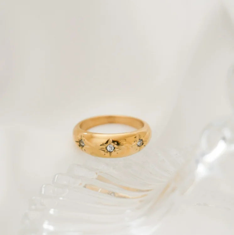Trendy Chunky Star Sign Ring 18k Gold Plated Stainless Steel Starburst Paved Rings Dainty Three Star CZ Dome Ring for Gifts