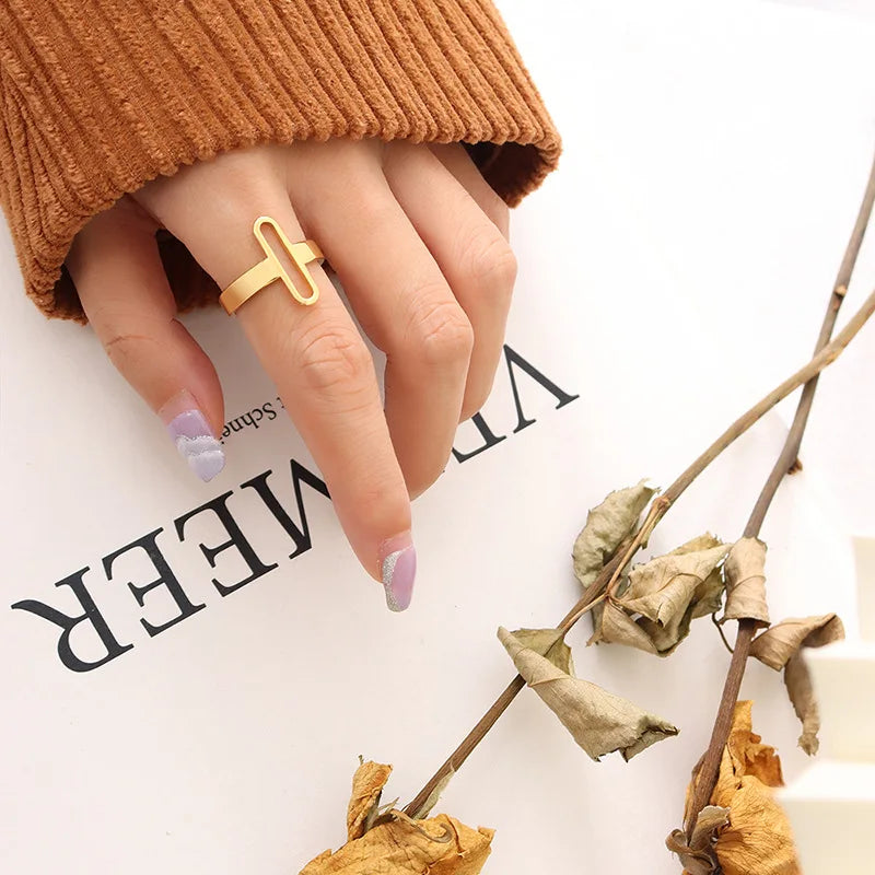 Customized Design Geometric Hollow Opening Ring Female Popular Stainless Steel Plated 18K Little Finger Rings for Girls