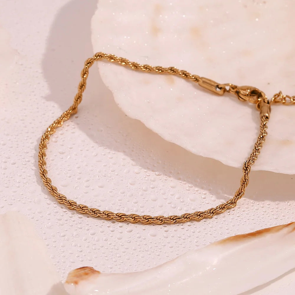 Dreamshow Minimalist Jewelry 18k Gold Plated Twisted Chain Anklet Stainless Steel Waterproof Jewelry