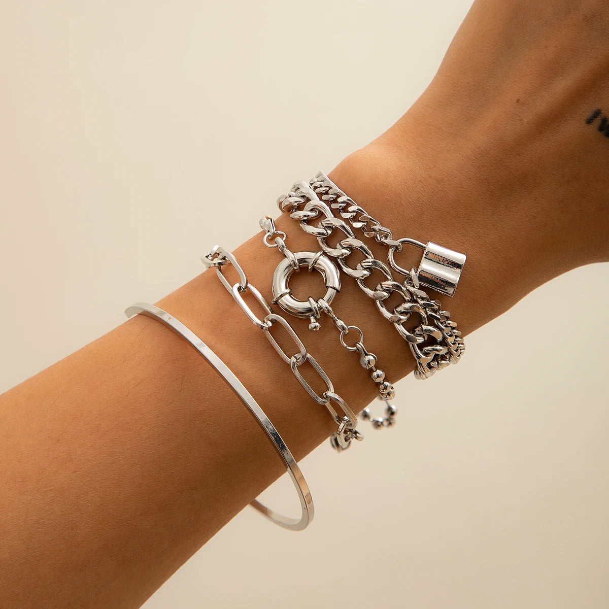 SHIXIN Punk 5 Pcs/Set Gold Bracelet Set Miami Curb Chunky Chain Lock Bracelet Jewelry Making Beaded Bracelet for Women Wholesale