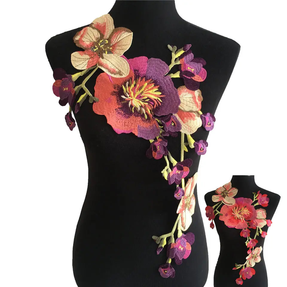 Latest Design Colorful Rose 3D Flower Patches Embroidery Lace Applique Crocheted Border Lace Trimming for Women Dress