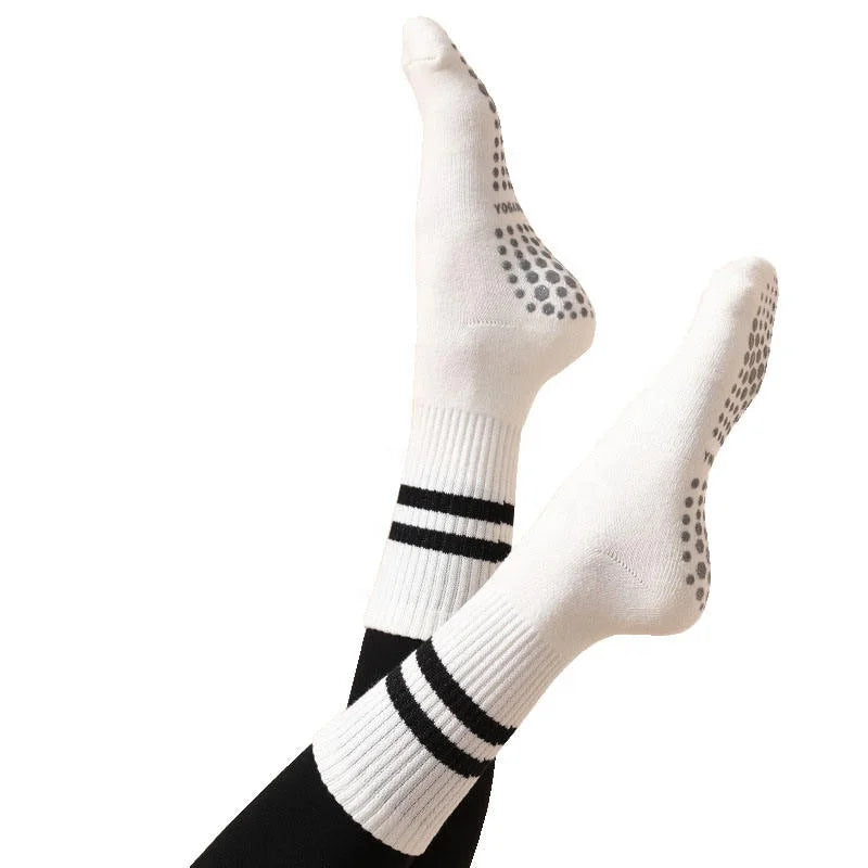 Cotton Anti Slip Yoga Socks Silicon Rubber Socks Excellent Stretch Breathable Premium Socks