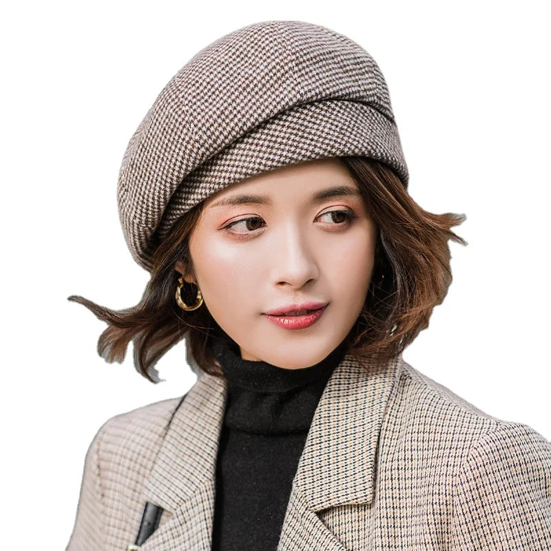 Autumn Winter Female Beret Retro British Wild Painter Hat in Simple Style Fashion Houndstooth Plaid for Outdoor Casual Scenes