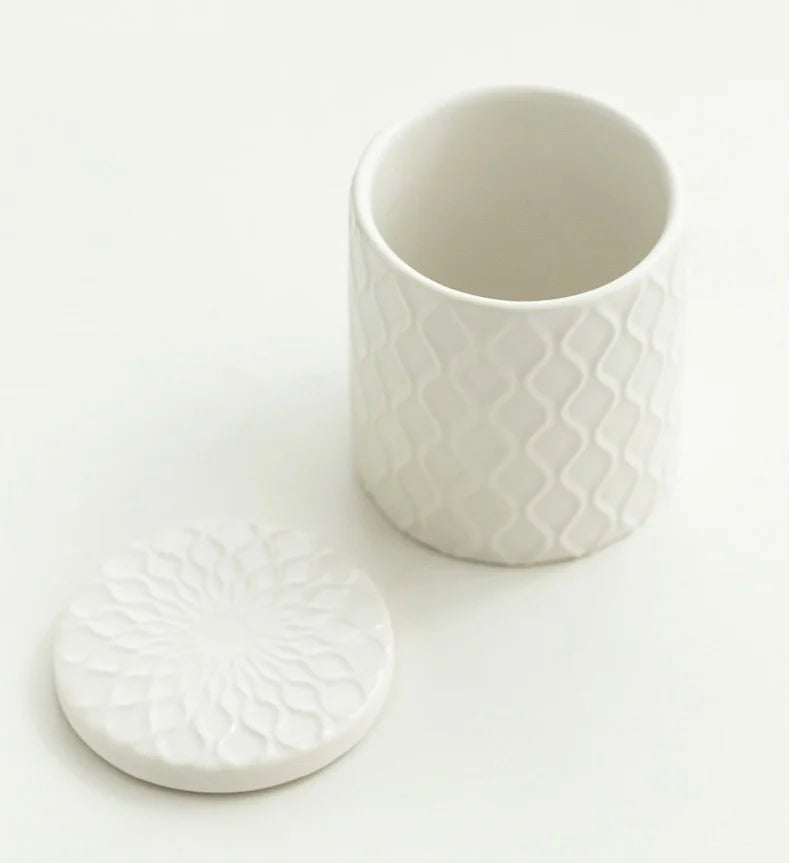 Luxury Nordic Cylinder Ceramic Candle Jar with Lid Art Jars for Home Decoration Empty Ceramic Jar for Candle Making